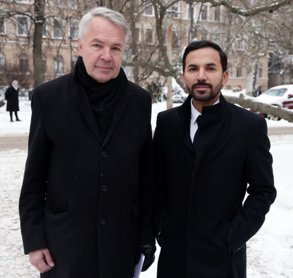 Pekka Haavisto ja Antonio Flores kunnioittivat yhdessä edesmennyttä ystäväänsä.