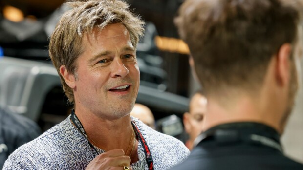 Brad Pitt ei ole vieläkään esitellyt tyttöystäväänsä lapsilleen – tällainen Ines-rakas on