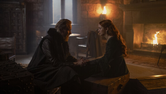 Rhys Ifans ja Olivia Cooke. House of Dragons 2. kausi