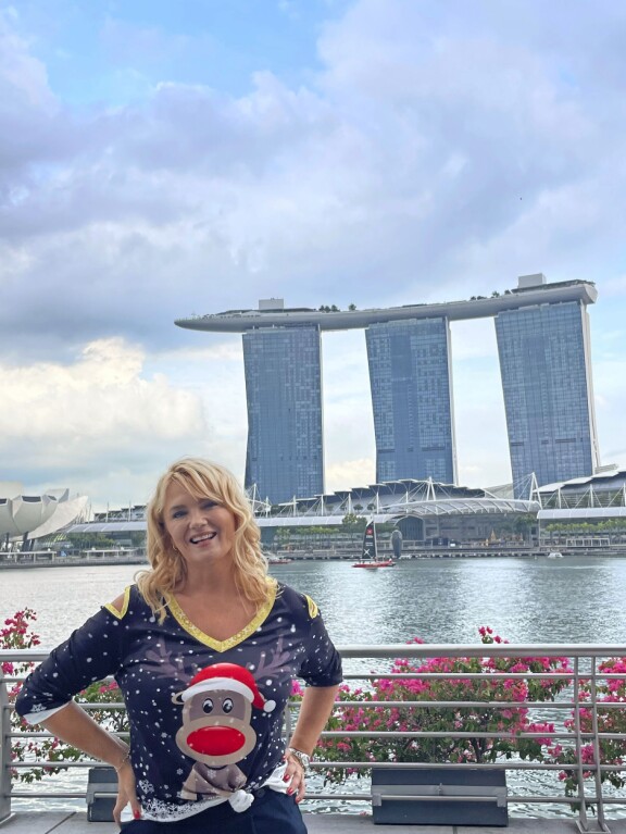 Singapore tunnetaan tiukoista säännöistään. – Outoa on, että täällä saa asuntolainan vain naimisiin menneet heterot, Viivi ihmettelee.