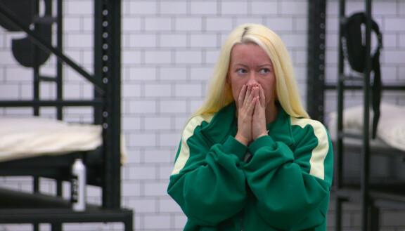 Osa kilpailijoista käytti kondomien voitteluainetta huuliensa kostuttamiseen, sillä huulirasvaa ei ollut saatavilla.