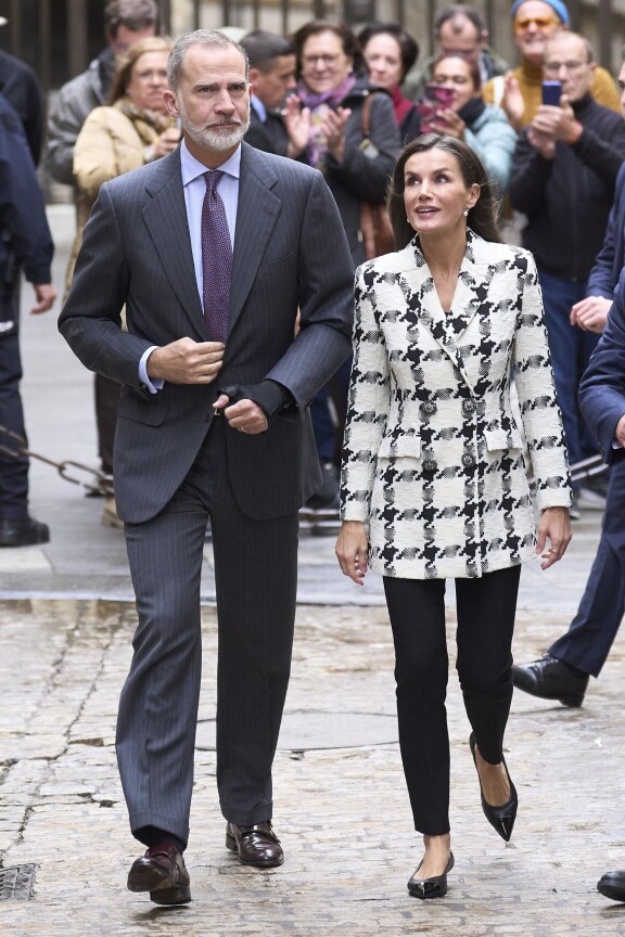 Felipe ja Letizia avioituivat vuonna 2004. Felipe nousi kuninkaaksi vuonna 2014, kun kohukuningas Juan Carlos luopui kruunusta.