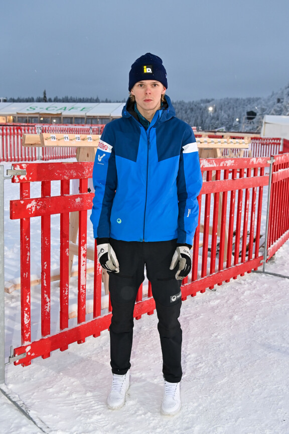 Mäkihyppääjä Mico Ahonen on pitkä mäkimieheksi. Lahtelaisella on mittaa peräti 192 senttiä.