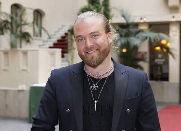 Selviytyjät-voittaja Teemu Roivainen paljastaa, millainen oli tunteikas kotiinpaluu: ”Väkisinkin herkistyi”