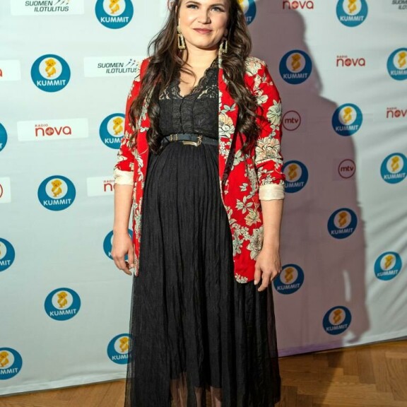 Vuonna 2018 Suvi oli jälleen raskaana. Kuopus syntyi helmikuussa 2019. Suvi Teräsniska