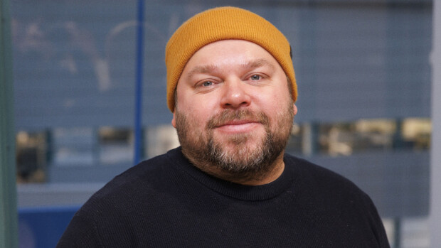Mikko Töyssylle unohdettiin kertoa, että hän sai roolin Moderneissa miehissä