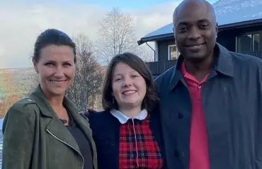 Prinsessa Märtha Louisen vanhin tytär kohun keskiössä: "Vahingoittaa kuninkaallista perhettä"