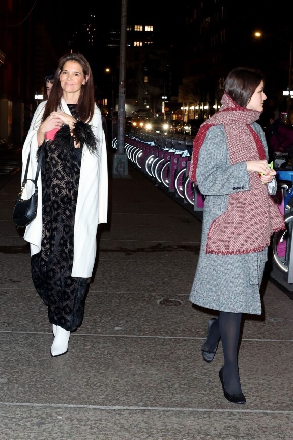 Katie Holmes ja Suri Cruise olivat menossa Katien synttäri-illalliselle.