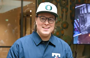 Vain elämää -tähti Hätä-Miikka kiersi baaripöytiä – kuva