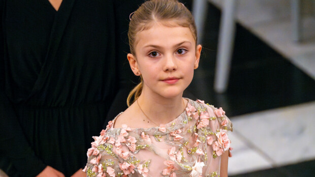 Oho! Prinsessa Estelle, 11, pukeutui trendiasuun