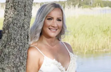 Tuntematon avautui tsunamissa kuolleista läheisistä – Rita Niemi-Mannisen reaktio hämmentää