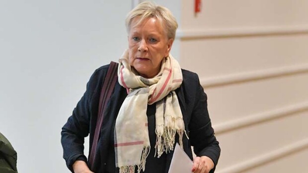 Vesa-Matti Loirin ex-vaimo viime hetkistä - syötti Veskulle marjasmoothieita, sitten yhteys katkesi: ”Tässä on tapahtunut suuri vääryys” Riitta Loiri