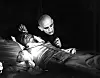Nosferatu perustuu samannimiseen saksalaiseen kauhuelokuvaan vuodelta 1922, jota pidetään yhtenä kaikkien aikojen parhaimmista kauhuelokuvista.