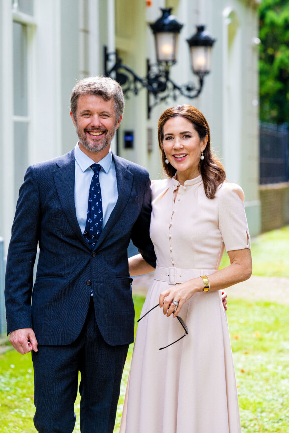 Kruununprinssi Frederikin noustessa kuninkaaksi, tulee kuningattareksi hänen australialaissyntyinen vaimonsa Mary.