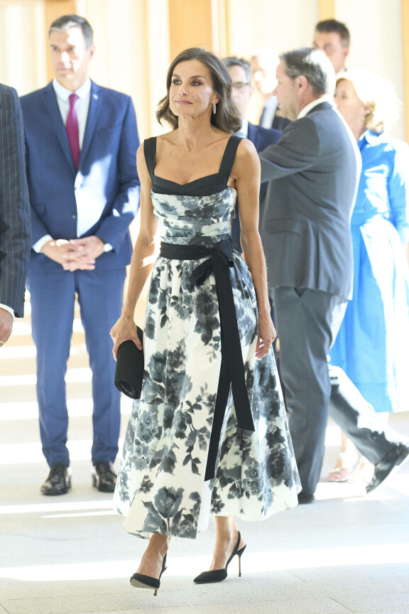 Letizia ei epäröi näyttää paljasta pintaa.