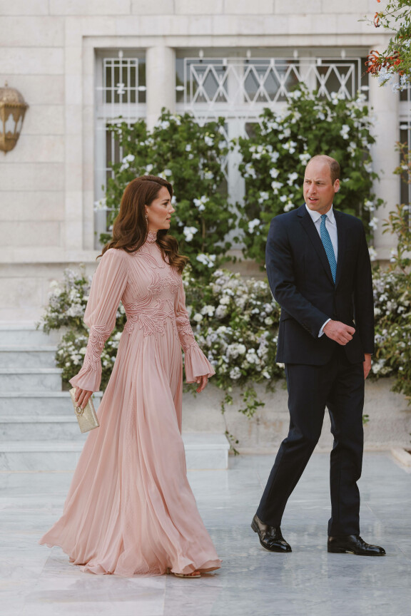 Catherinen prinsessamekko sai monet huokailemaan ihastuksesta.