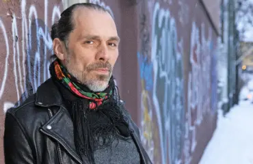 Yön laulaja JP Leppäluoto kävi kirjaimellisesti syvissä vesissä: Olisin halunnut olla Titanicilla