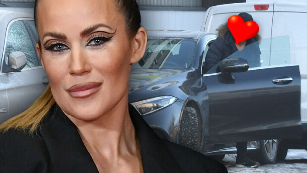 Paparazzia hirvitti! Martina Aitolehden aussirakkaalla liikennesäännöt hukassa Martina Aitolehti