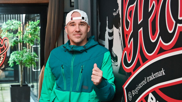 Aleksi Valavuorelta yllätysilmoitus: 'Menemme naimisiin'