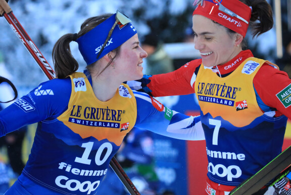 Krista kaivoi kulmahammasta komeasti esiin sunnuntaina Italian Val di Fiemmessä.
