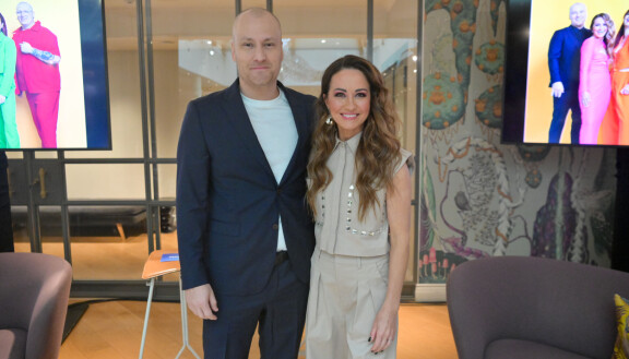 Heikki Paasonen ja Jaana Pelkonen juontavat The Voice of Finlandin 13. tuotantokautta.