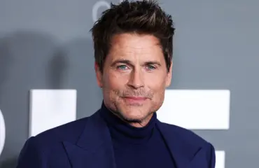 Näin vähän Rob Lowe on muuttunut - paljastaa nuorekkuutensa supersimppelin salaisuuden