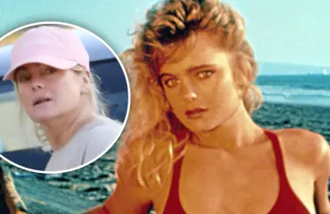 Oho, mikä muodonmuutos! Baywatch-tähti Erika Eleniak on nykyään täysin tunnistamaton