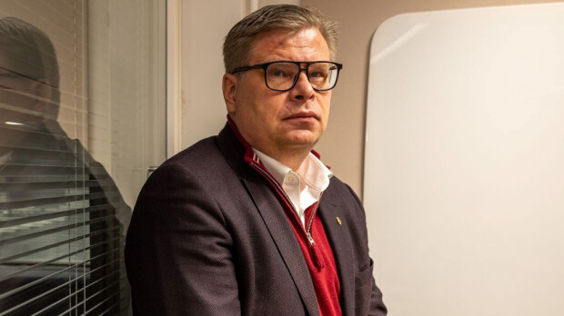 Professori jyrähtää suomalaisyritysten aseviennistä Venäjälle – ”Ihmisiä tapetaan systemaattisesti”
