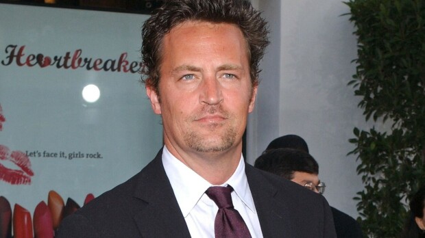 Hurjat väitteet leviävät: Matthew Perry pahoinpiteli useita naisia