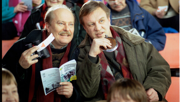 Seppo (Jarmo Koski) ja Ismo (Esko Kovero) raveissa vuonna 2008.