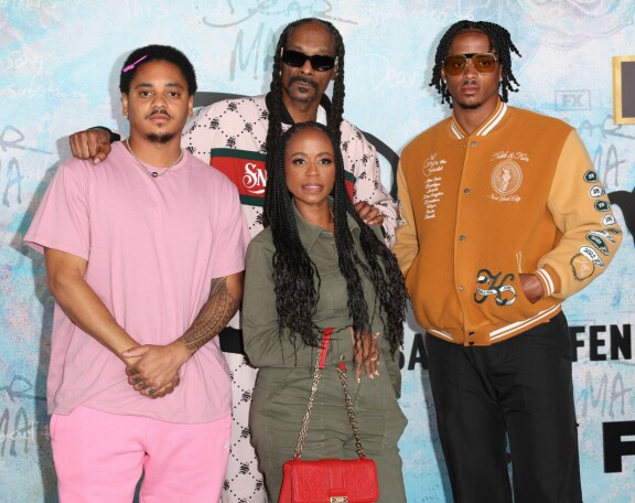 Snoopilla ja Shantella on kolme yhteistä lasta. Kuvissa Snoop Dogg, Shante, Corde (vas.) ja Cordell (oik.).