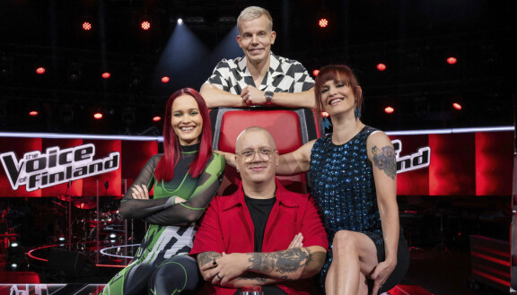 The Voice of Finlandin tähtivalmentajat Sanni, Elastinen, Arttu Wiskari ja Maija Vilkkumaa.