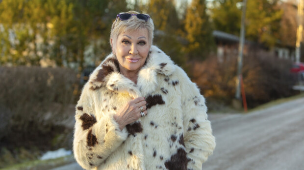 Hannele Lauri ihmeissään: Poikiani nuoremmat miehet lähestyvät