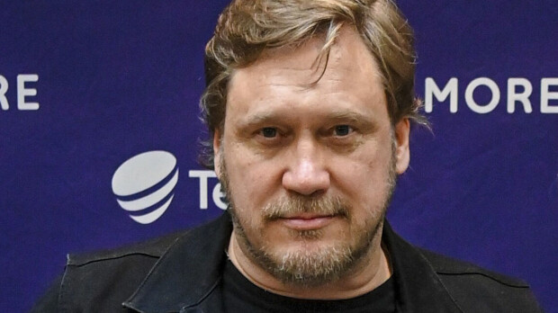 Julkkiskaunottareen yhdistetty Samuli Edelmann etsii seuraa deittipalvelusta!