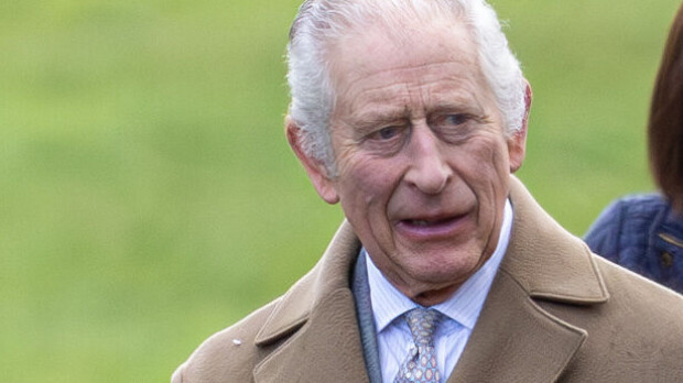 Kuningas Charles sairaalaan! Yllättävä tapaaminen ennen leikkausta