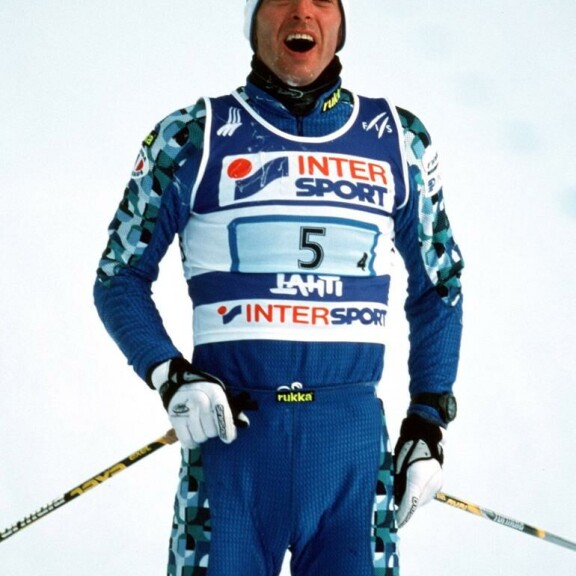 Mika Myllylä (1969-2011) lienee ollut kautta aikojen kovakuntoisimpia suomalaisurheilijoita. Mika Myllylä (1969-2011) lienee ollut kautta aikojen kovakuntoisimpia suomalaisurheilijoita.