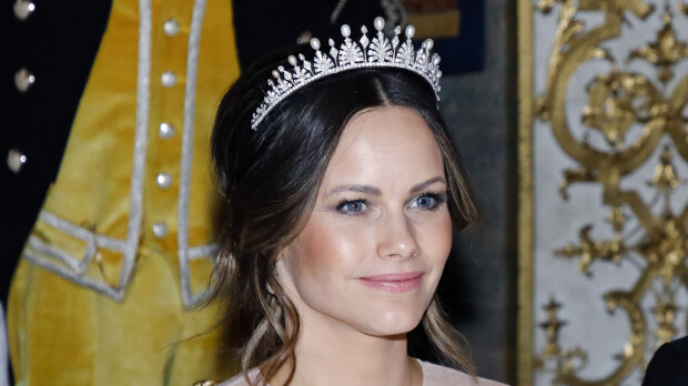 Prinsessa Sofian tiara koki muodonmuutoksen - huomaatko eron?