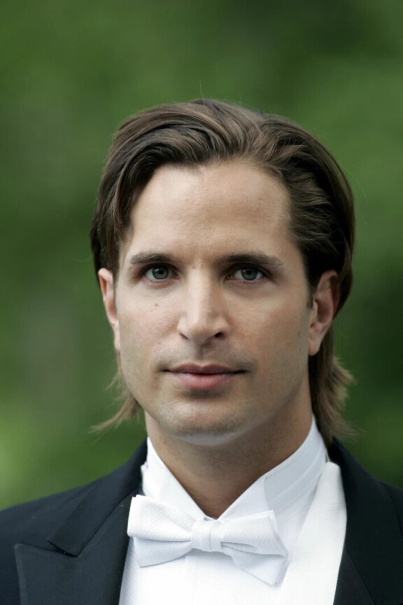 Daniel Collert on IMDb:n mukaan tuottanut ainakin kaksi elokuvaa.