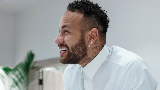 Neymar reagoi reippaasti pullukkahaukkumiseen - 'Imekää tästä...'