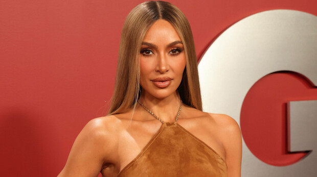 Oho! Tällaista komistusta Kim Kardashian deittailee