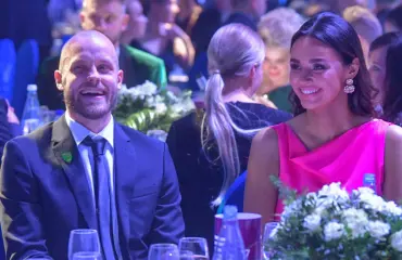 Teemu Pukki ja Kirsikka-rakas saivat vauvan!