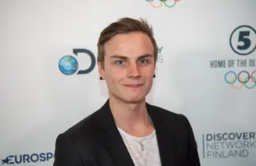 Vau! Mikael Sundberg jakoi kadehdittavan rantakuvan - "Vois olla postimerkist"