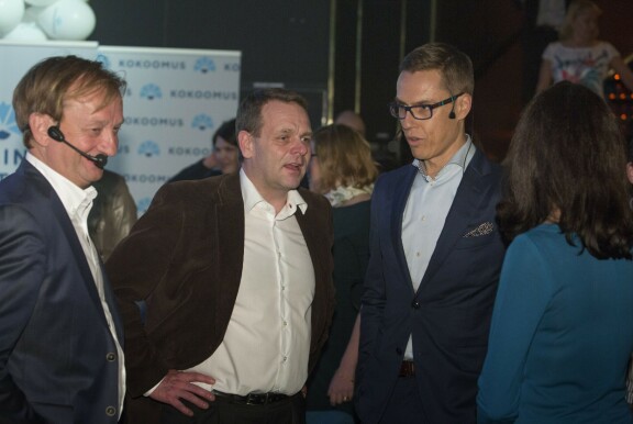 Kääk! Alexander Stubbin elämän rakkaus, unohtumaton kohu ja ökykassi