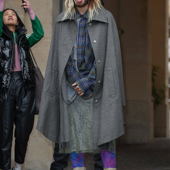 Hui! Näyttelijä vilautti kimaltelevaa purukalustoaan Pariisissa. Jared Leto