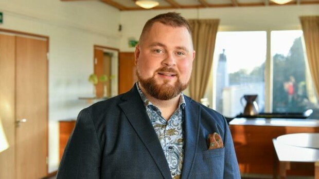 Akseli Herlevi paljastaa yllättävän uuden puolen itsestään: ”Luovaa patoutumaa, jota ei saa keittiössä purettua” Akseli Herlevi