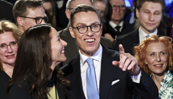 Uuden presidenttiparin rakkaustarina alkoi sarkastisesta kuitista – Suzanne kritisoi Alexin tyylitajua