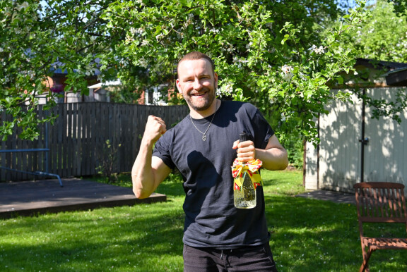 Jestas! Sampo Marjomaa on muuttunut vuosien varrella hurjasti – tunnistatko vielä Hauskat kotivideot -tähteä?