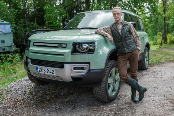 Top Gear Suomen maastoautojaksossa Christoffer pääsi hurjastelemaan metsään. – Top Gear -kuskina vahvuuteni ja heikkouteni ovat vauhtihulluus ja itsevarjelun puute.