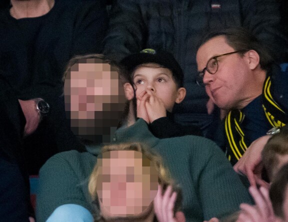 Oscar näki pelin tapahtumat, vaikka eteen sattuikin poikkeuksellisen pitkä henkilö.