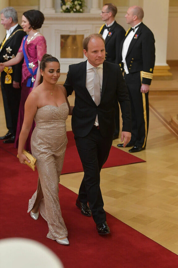 Vielä vuonna 2019 Dome edusti Nadja-vaimonsa kanssa Linnan juhlissa.